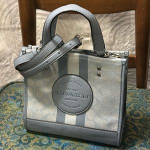 COACH CROSS BODY BAG
